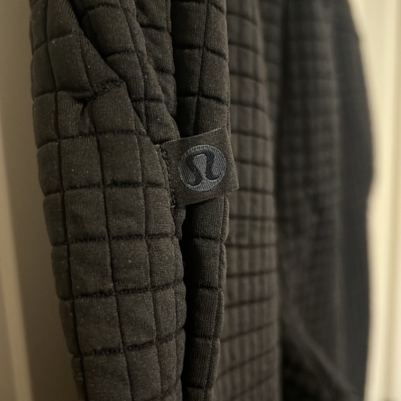 Lululemon lab Textured Grid High-Rise Jogger 28” - Picture 2 of 5